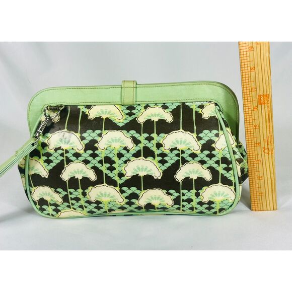 Petunia Pickle Bottom Diaper Bag Clutch Wristlet Green Fans Changing Pad - Picture 12 of 12